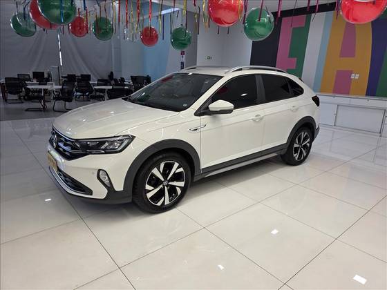 VOLKSWAGEN NIVUS 1.0 200 TSI TOTAL FLEX HIGHLINE AUTOMÁTICO